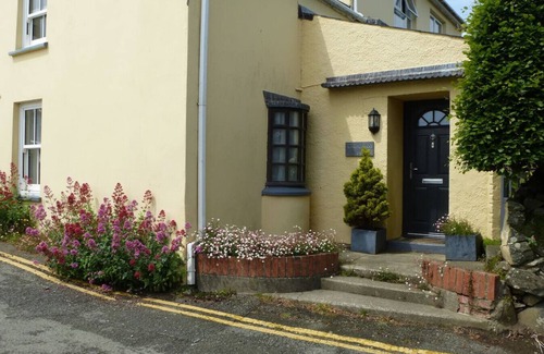 Solva Casa | Charming Upper Solva Cottage by Beaches & Harbour