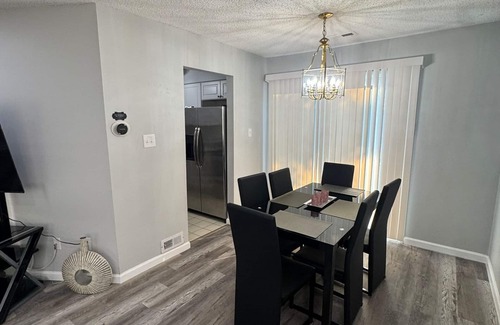 Mount Laurel Casa | Charming 2-bedroom townhome with AC, WiFi in Pleasant Mount Laurel Township