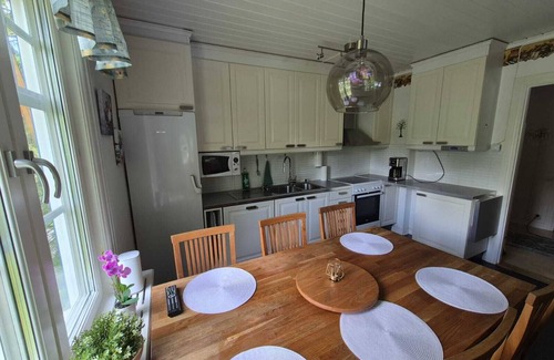Lunde Casa | Charming vacation home on Höga Kusten