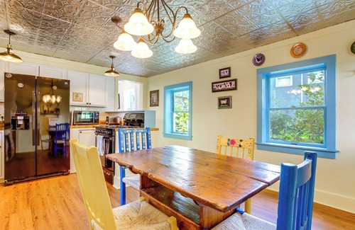 Trappe Casa | Charming Victorian Farmhouse on Historic Main St