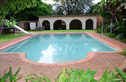 Bulawayo Casa | hermosa, victoriana casa ubicada a 1. 6 km del centro de la ciudad. Estamos situados