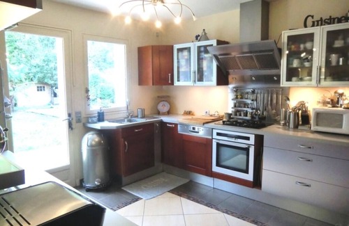 Chambray-les-Tours Casa | Encantadora villa con piscina climatizada en el corazón del Valle de los Reyes