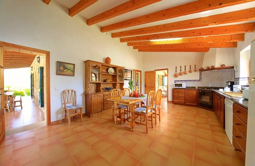 Les Palmeres Villa | ¡Encantadora villa con piscina a pie de playa!