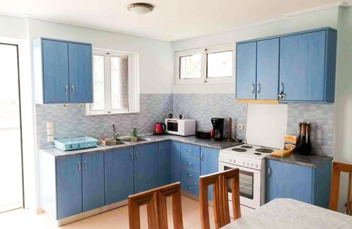Astros Apartamento | Charming Villa Amidst Olive Trees With Sea Views