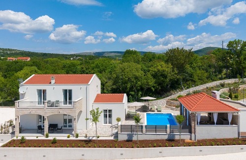 Primorski Dolac Villa | NEW! Villa Domus Alba - A Tranquil Family Hideaway with Private heated Pool