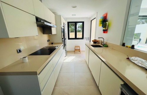 Santa Eulalia del Río Chalet De Esquí | Charming villa walking distance to the sea