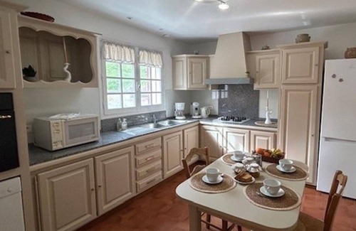 Villamblard Cabaña | Casa de campo con piscina privada, gimnasio y wifi en entorno tranquilo