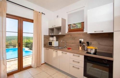 Ripenda Verbanci Villa | Charming villa with private pool near the sea and garden