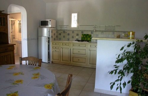 Venasque Casa | Encantadora villa con impresionantes vistas, piscina privada, parque infantil