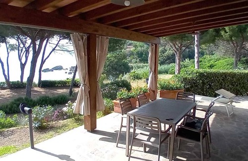 Capoliveri Villa | ENCANTADOR VILLINO DEI PEDUCELLI DIRECTAMENTE EN EL MAR!