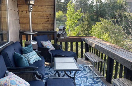 Sweetwater Cabina | Charming vintage A Frame Mountain Retreat with fantastic lake views