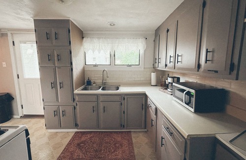 Petersburg Casa | Charming Vintage Bunglow