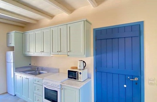 Vourkari Casa | Charming Vourkari Stone Home 3 - Minutes from Port