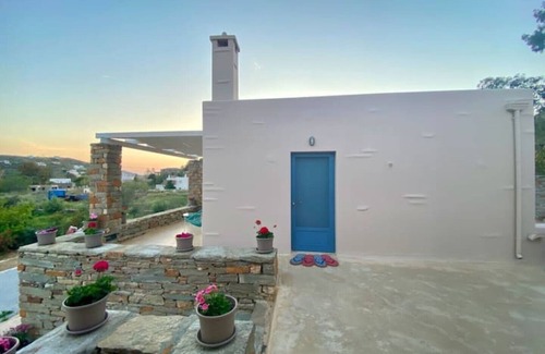 Vourkari Casa | Charming Vourkari Stone Home 3 - Minutes from Port