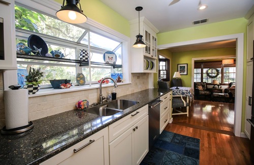 Safety Harbor Casa | Encantador bungalow transitable en el centro, 'The Blue Heron'