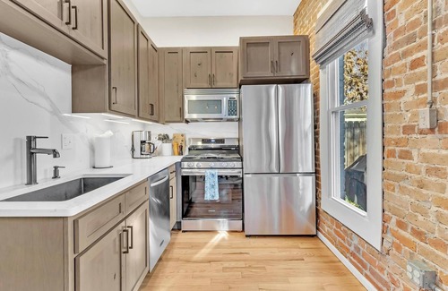 Whittier Casa | High-end Walkable Victorian 3-bedroom house in Denver