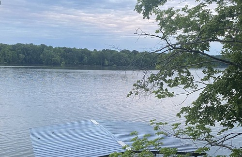 Cadiz Casa | Waterfront con Encanto A-Frame con vistas al lago Barkley.