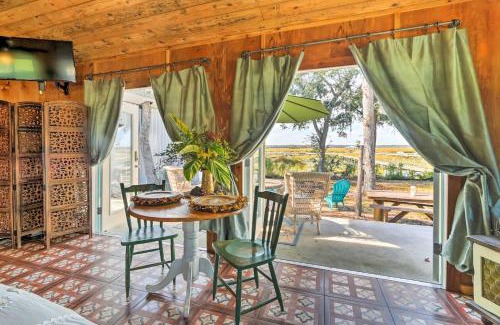 Midway Chalet De Esquí | Charming Waterfront Cottage Near Savannah