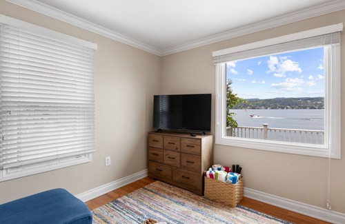 Town of Milo Cabaña | Charming Waterfront Cottage on Keuka Lake's East Side