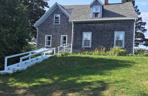 Lubec Cabaña | Charming Waterfront Cottage in Lubec, Maine