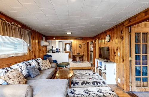 South Casco Casa | Charming Waterfront River Bungalow with Access to Big Sebago & Long Lake