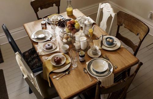 Berlin Center Casa | Charming Weekend Getaway Located on a Vineyard near Cleveland, Ohio