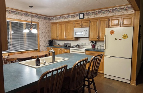 Crystal Falls Casa | Charming, well-loved 3-bedroom home with WiFi in Crystal Falls