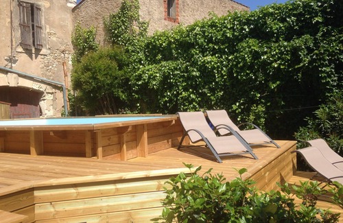 Murviel-les-Beziers Casa | Languedoc-Viñedos recientemente renovados con áreas generosas, jardín y piscina
