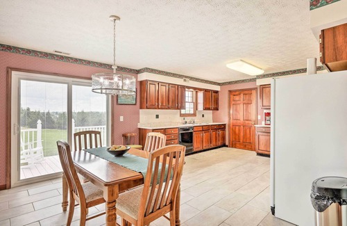 Williamstown Casa | Charming Williamstown Retreat w/ Private Yard