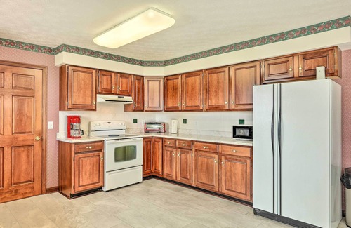 Williamstown Casa | Charming Williamstown Retreat w/ Private Yard