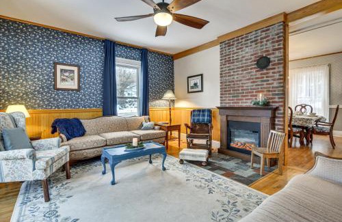 Dryden Casa | Charming Wilton Vacation Rental with Fire Pit