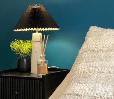 Windsor City Centre Casa | CHARMING WINDSOR COTTAGE, INCREDIBLE Location, Castle Doorstep