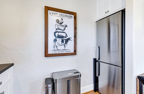 St. Helena Casa | Charming Wine Country Cottage Close to Downtown