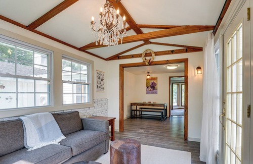 Town of Torrey Cabaña | Charming Wine Trail Retreat: Walk to Seneca Lake!