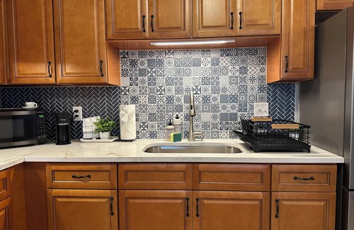 Cypress Gardens Casa | Charming Winter Haven Home. 2 Miles to Legoland with nightly firework show!