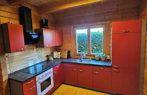 Huertgenwald Casa | Charming wooden block vacation home with garden