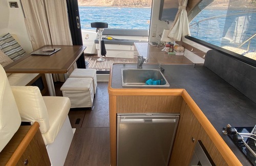 Puerto Calero Alquiler De Eote | 'Charming Yatch' with Sea View, Wi-Fi and Air Conditioning