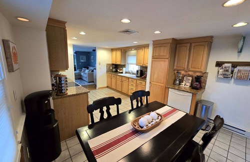 Saybrook Manor Casa | Charming year-round beach home in Indian Town, Old Saybrook