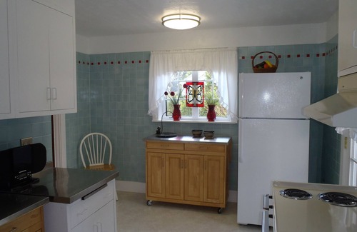 Lakewood Otro | Encanto embargo Amplia casa de campo con 3 dormitorios 2. 5 baños en el centro de todo!