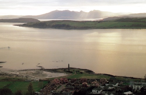 Largs Cabina | Charming Yurt in Kelburn Estate near Largs