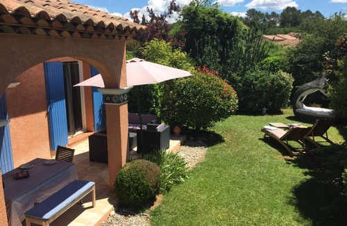 Pierrevert Casa | Con una encantadora casa amueblada en el Luberon Provenza en el campo de golf