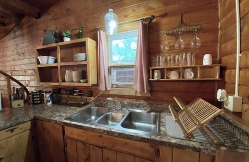 Idaho Falls Apartamento | Charmingly Rustic, Mountain River Ranch Cabin
