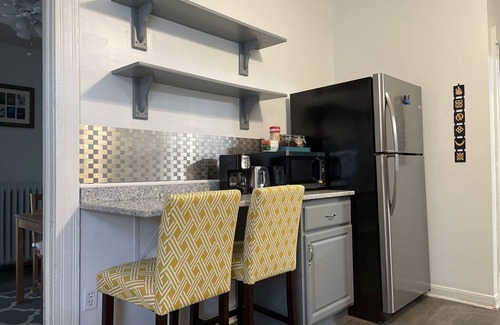 Summit Hill Apartamento | Charmingly vintage 2BR near downtown - Unit 2