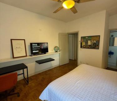 Jardim Europa Villa | Charmosa casa 4 suítes no Jd Europa