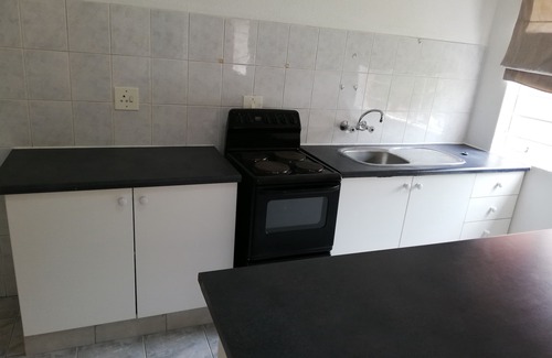 Germiston Casa | Charnom Luxurious accommodation with cctv and electric fence