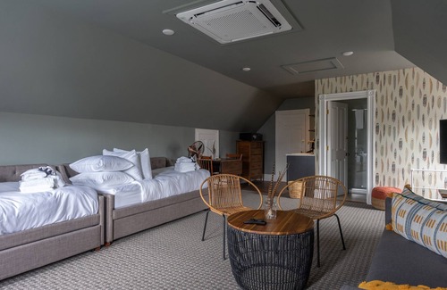 Newport Cama Y Desayuno | Chart House Inn