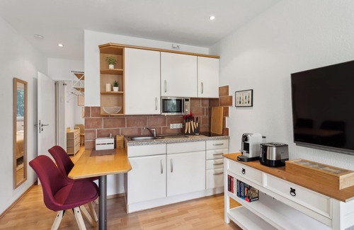 Hamelin Apartamento | Charysma: Rosso suite | warm & stylish design | terrace | parking lot