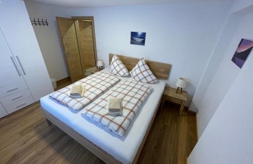 Ravaisch Apartamento | Chasa Diana