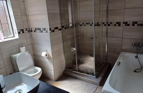Schoemansville Chalet De Esquí | Chasba Airbnb