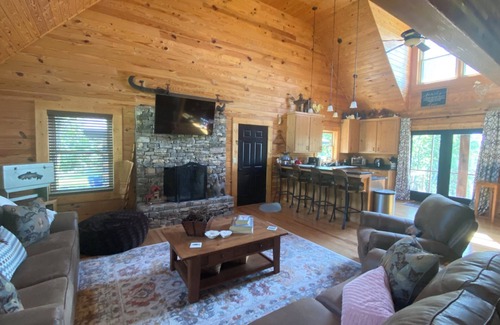 Fort Payne Cabina | Chase N' Sunsets - NEW Listing, Brow view, between Mentone & Little River Canyon